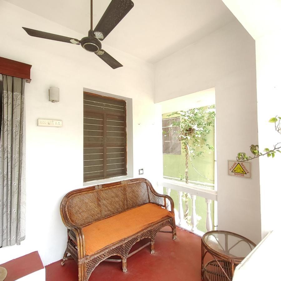 White Villa Guest House Pondicherry Exterior foto